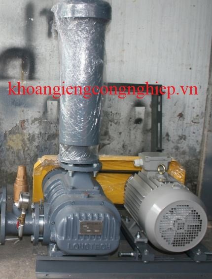 Máy thổi khí Longtech ba thùy